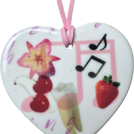 heart charm necklace q