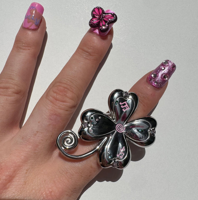 Lucky Girl Clover Ring– Orchard NYC